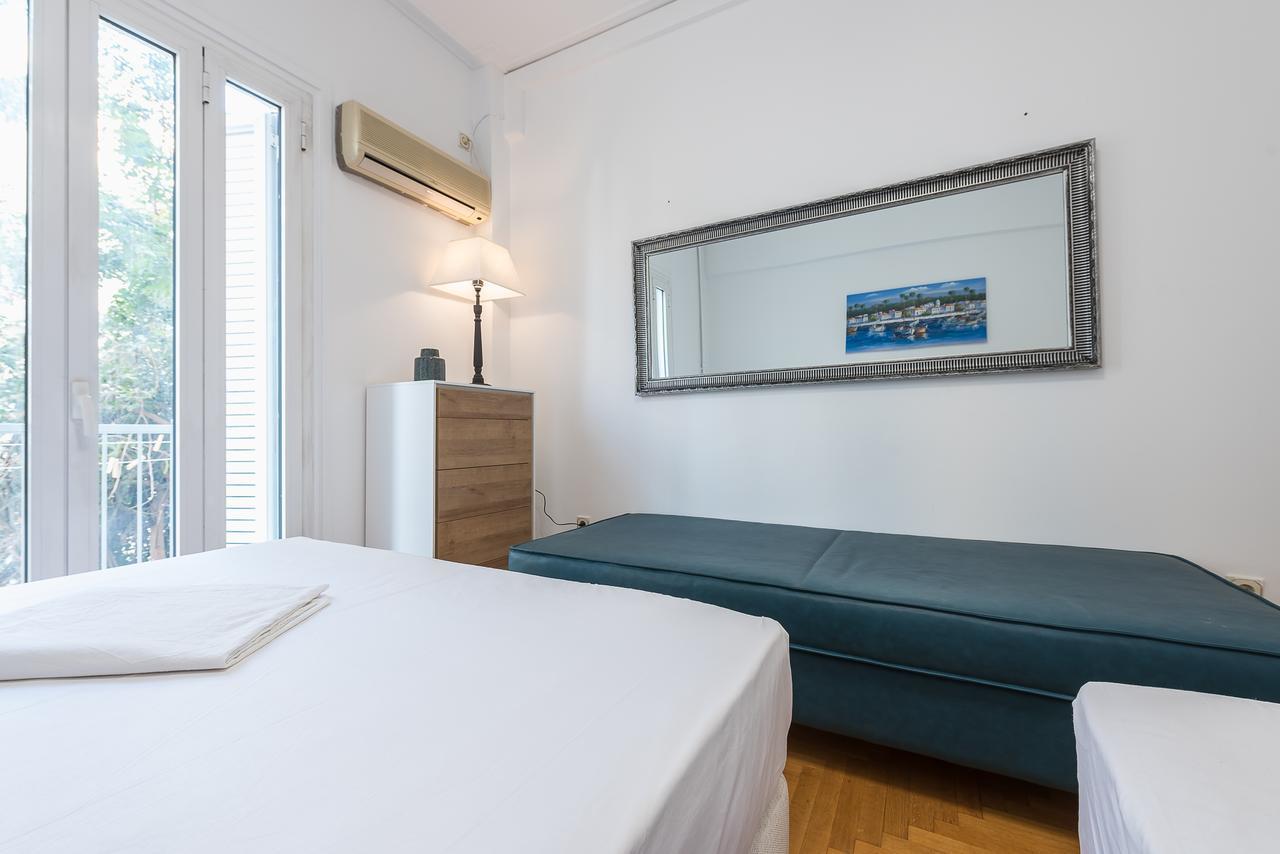 Victoria Grand Palace Apartments Atenas Exterior foto