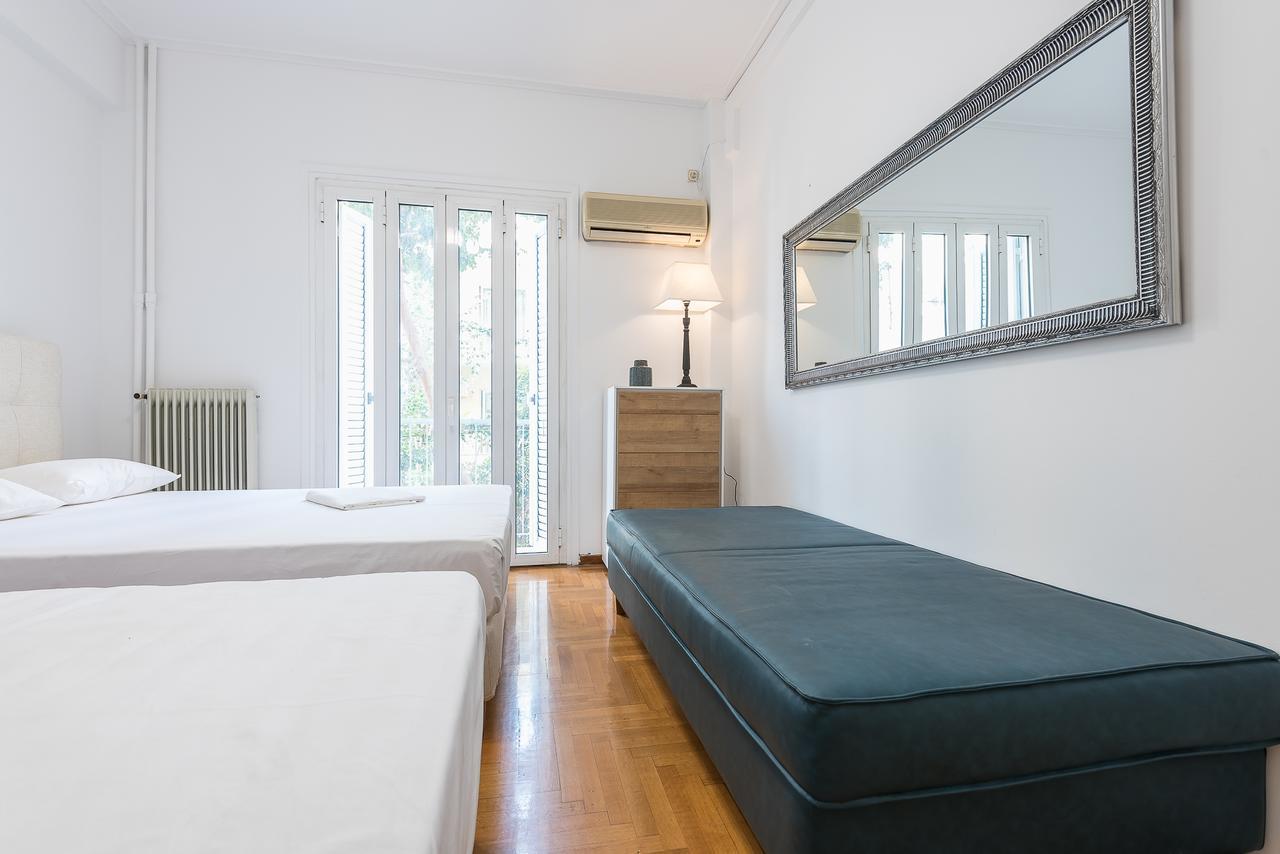 Victoria Grand Palace Apartments Atenas Exterior foto